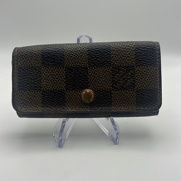 Louis Vuitton Damier Key Holder - Picture 1 of 9